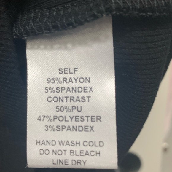 Mittoshop Rock On Puff Sleeve Top - Picture 7 of 8